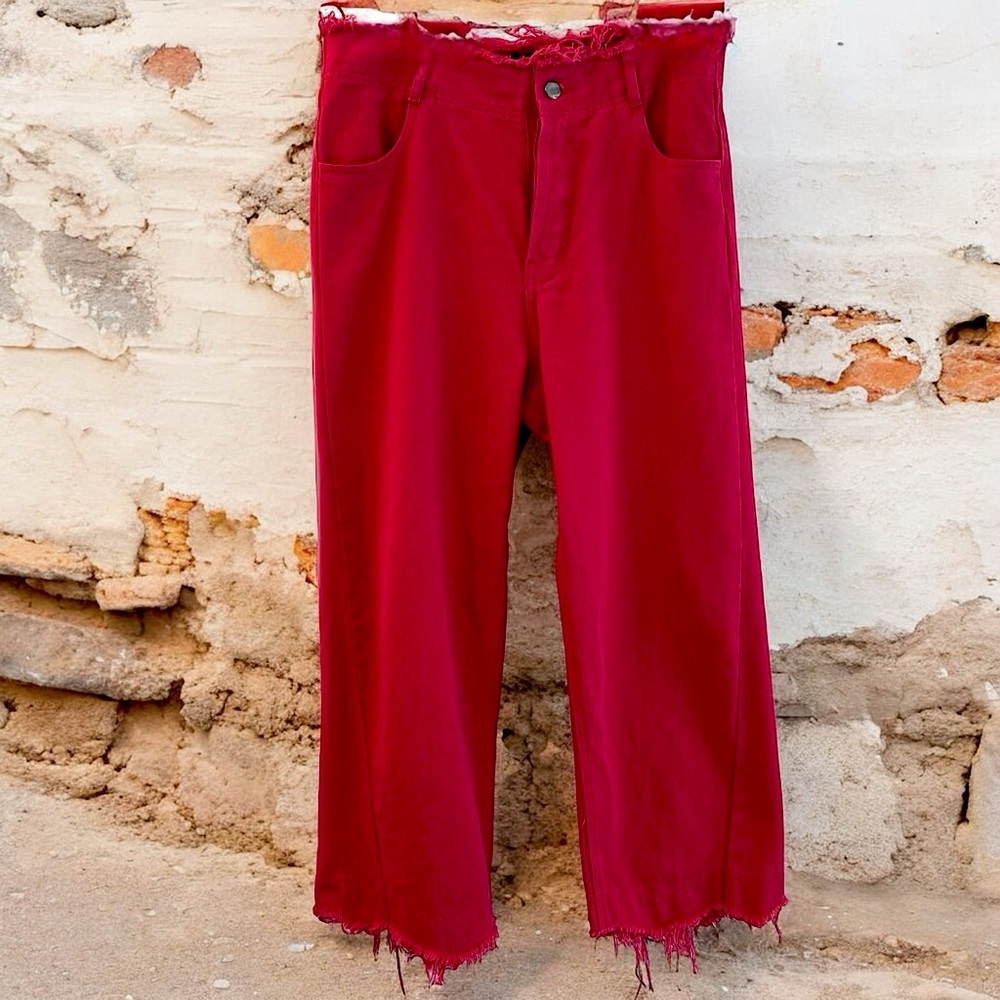 NWOT-GXG Women G.Stefani Designer-Red Denim Distressed Jeans- L